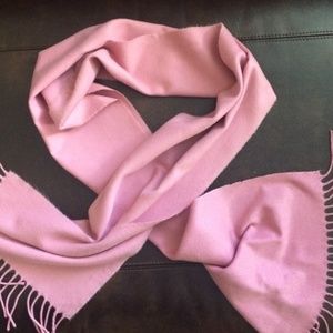 100% Cashmere Made in Scotland pink Scarf